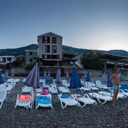 Apartments Galija Petrovac Exteriér fotografie